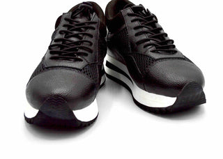 Chelsea Jones - Women's Verse Elevated Trainer Shoes