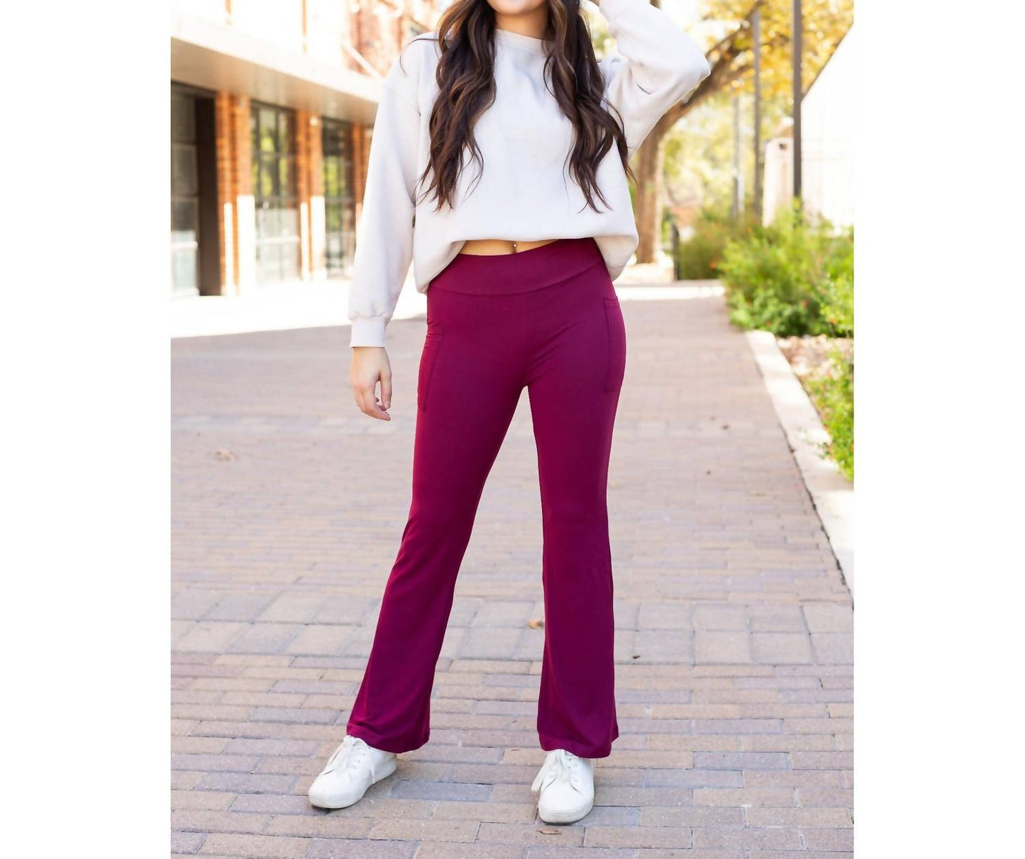 Julia Rose - Maeve Bootcut Leggings With Pockets