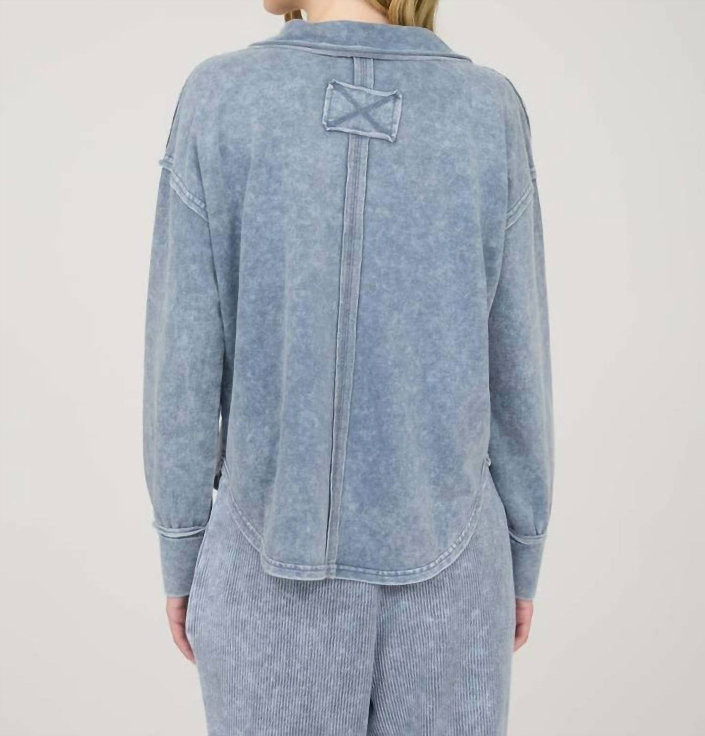 Blu Pepper - Washed Long Sleeve U Hem Polo Knit Top