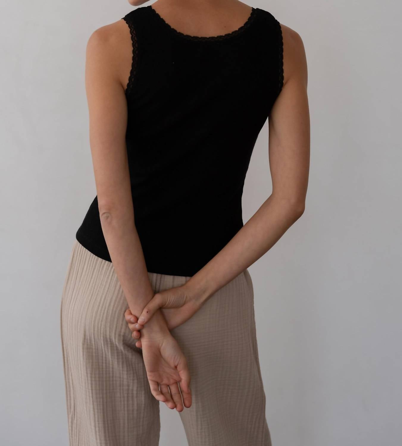 Donni. - Vintage Rib Lace Tank Top