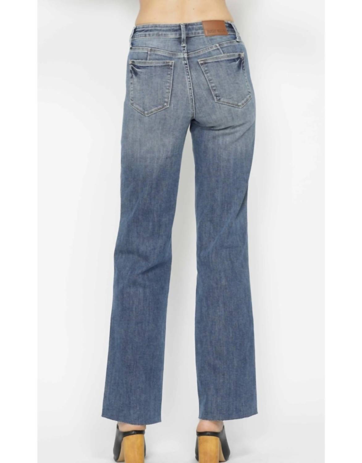 Judy Blue - Mid Rise Tummy Control Straight Jeans