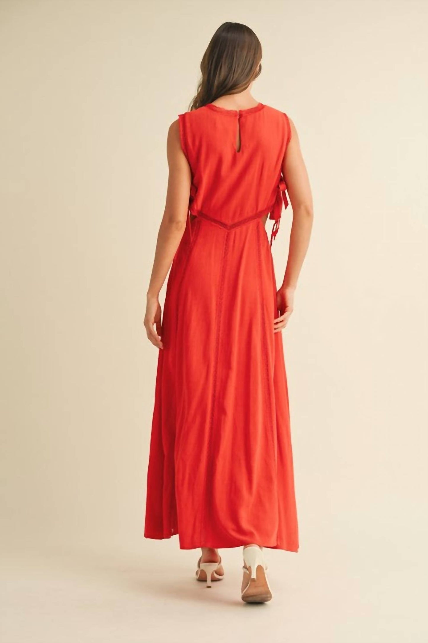 &Merci - Lisa Cut Out Midi Dress