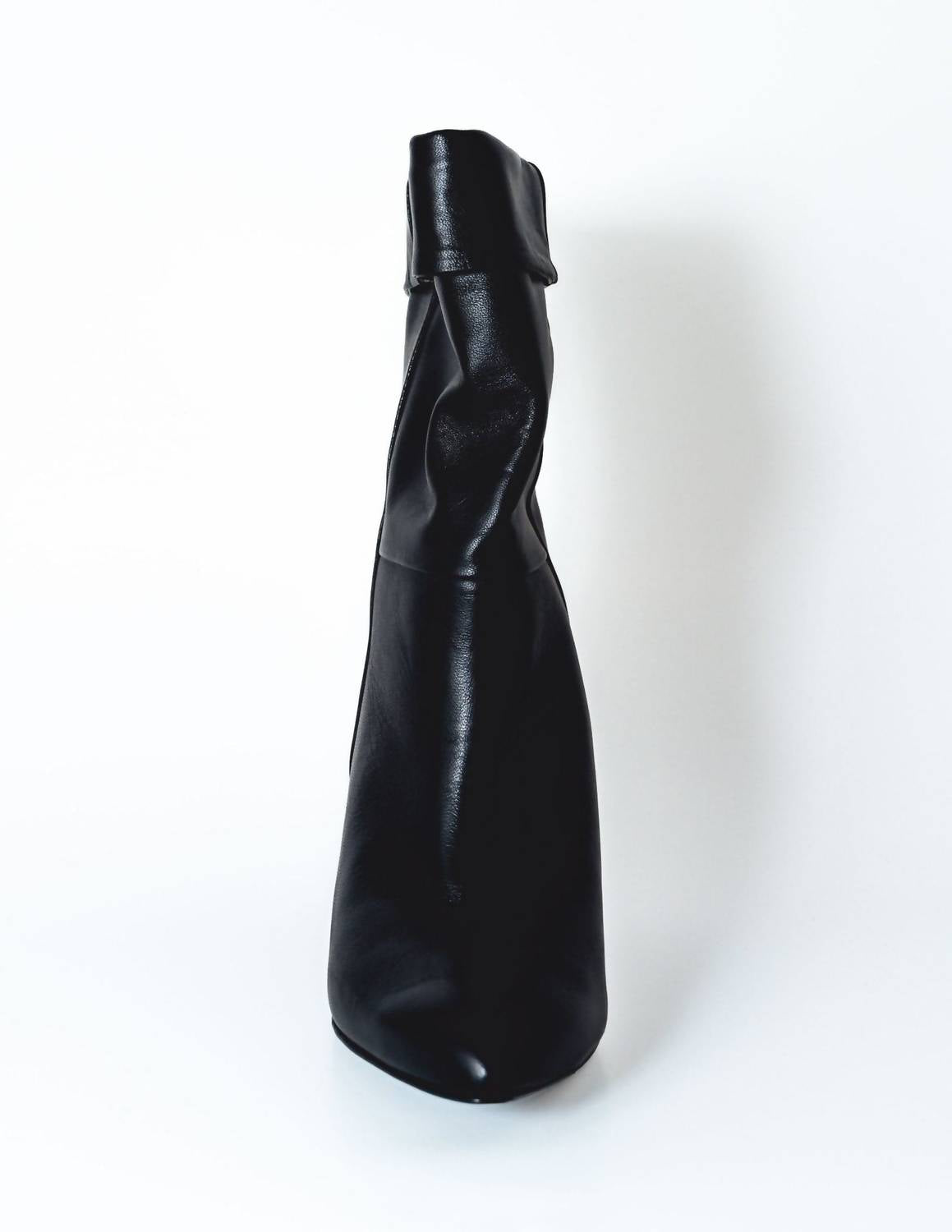 Che By Chelsey - Women's Calfskin Boot