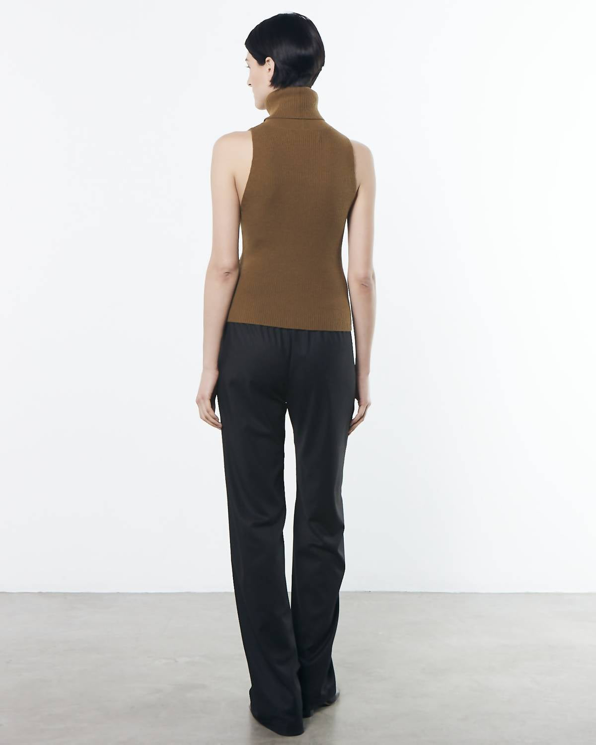 Enza Costa - RIB SLEEVELESS TURTLENECK SWEATER