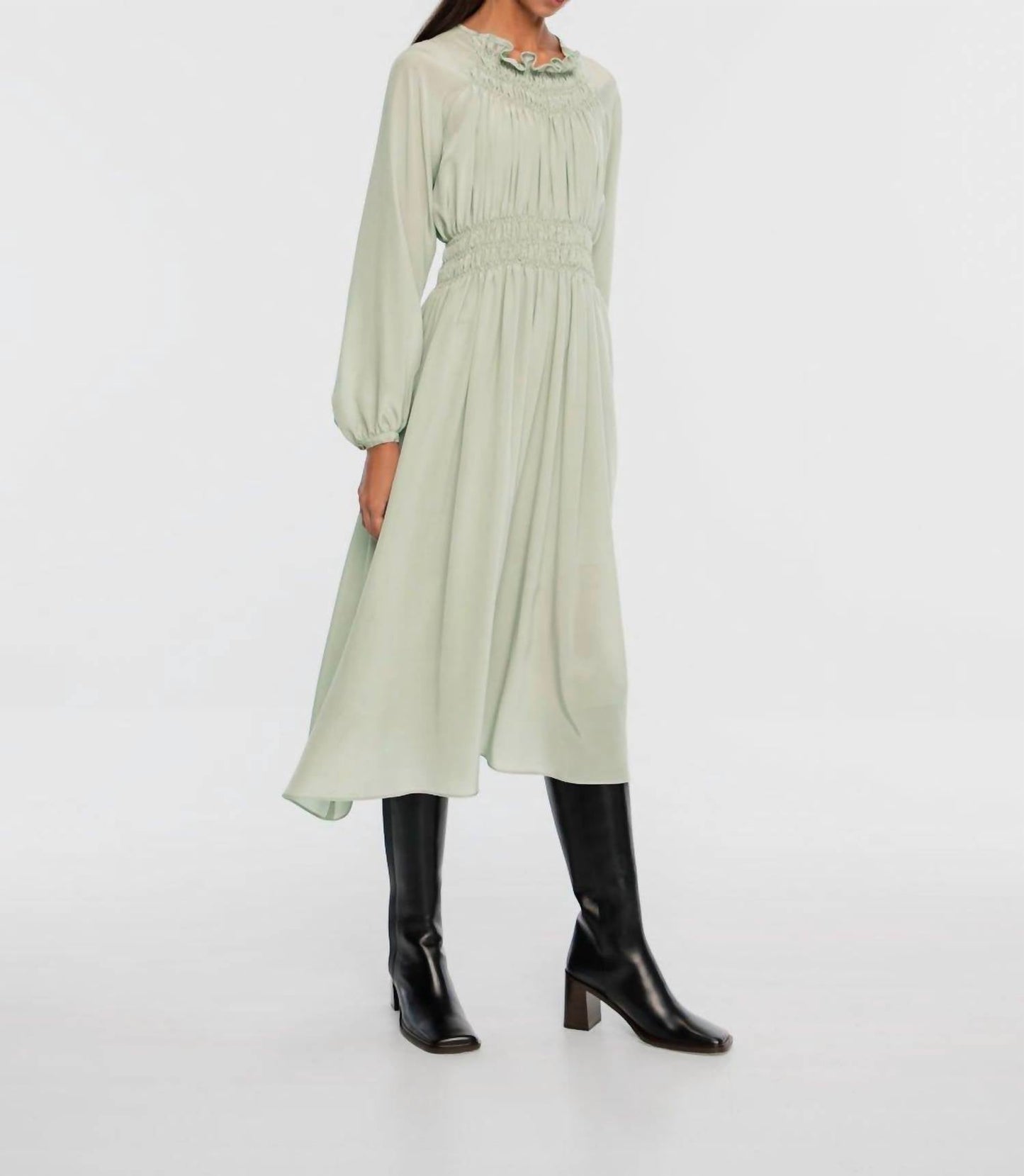 Dāl The Label - Signature Shirred Midi Dress