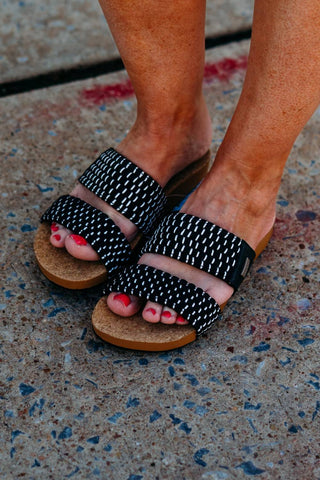 Reef - Women's Cushion Vista Black Textile Sandals