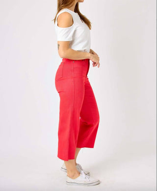 Judy Blue - Tummy Control Crop Jeans