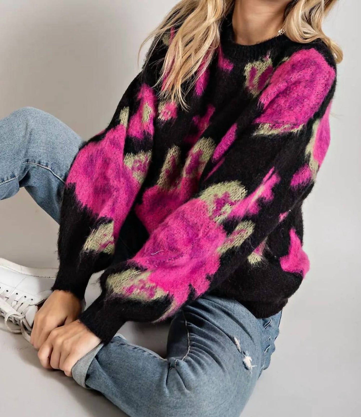143 Story - Finnegan Fuzzy Flower Sweater
