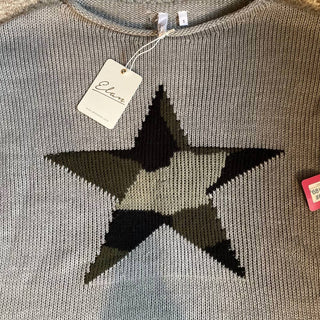 Elan - Camo Star Pull Over Sweater