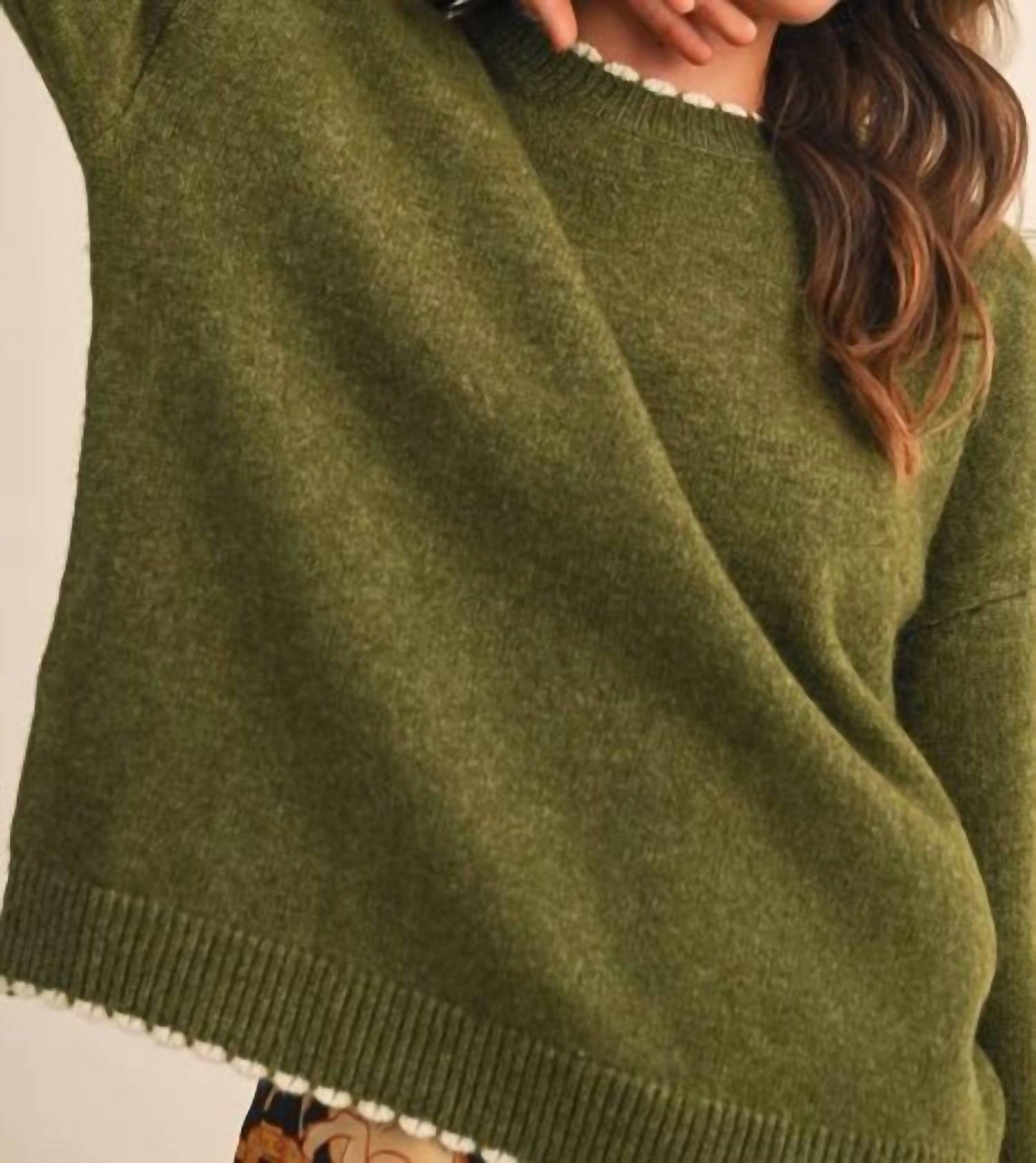 &Merci - Contrast Knit Scalloped Edge Sweater
