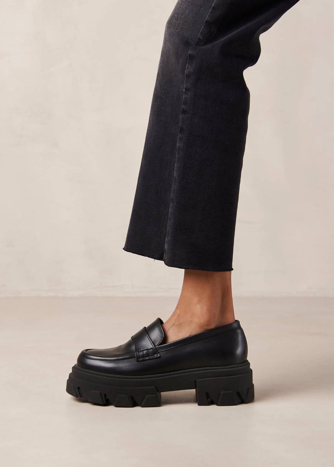 Alohas - TRAILBLAZER LOAFER