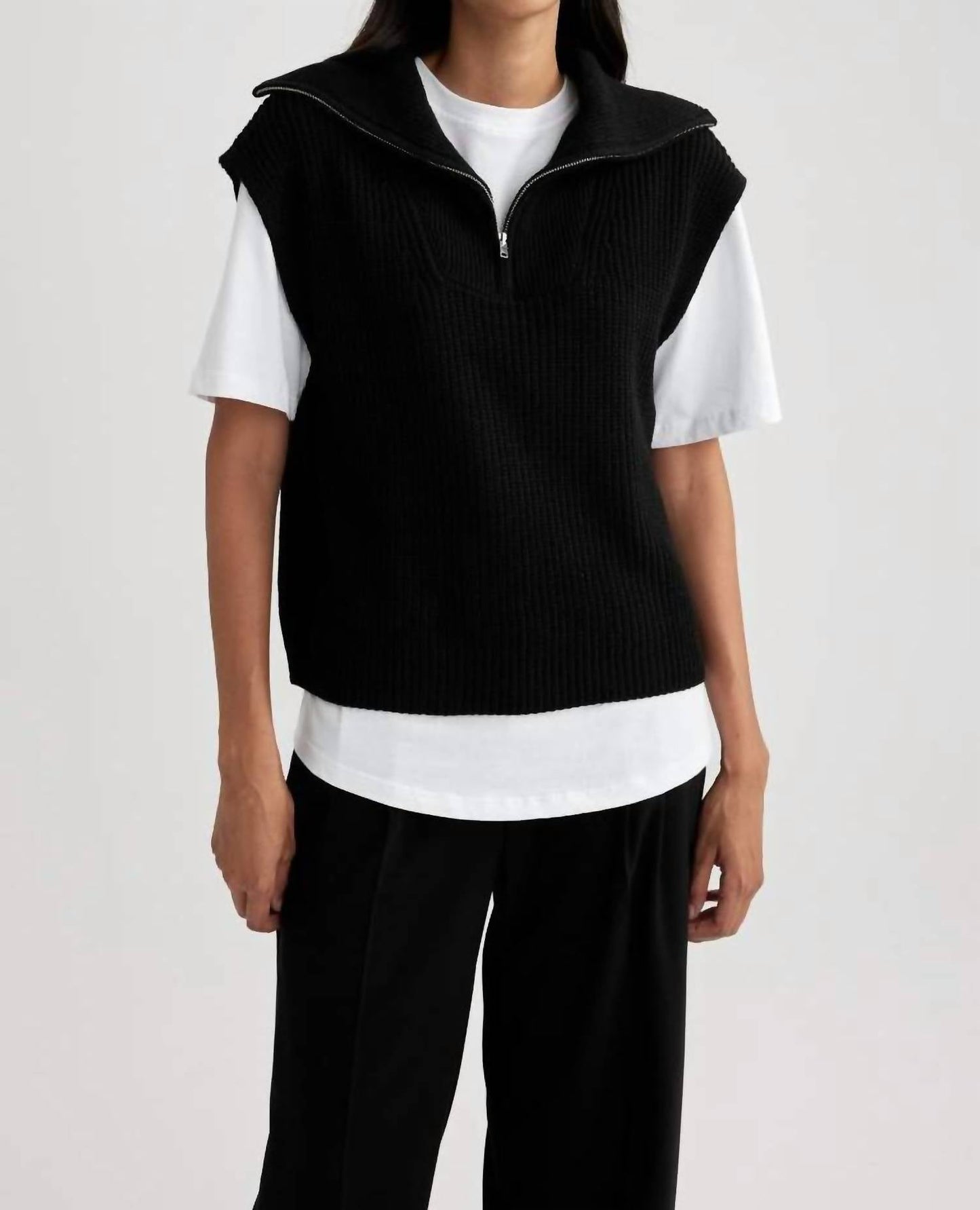 Cloud Ten - Half Zip Sweater Vest