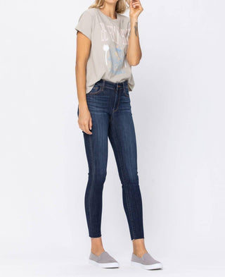 Judy Blue - Mid Rise No Destroy Skinny Denim Jeans