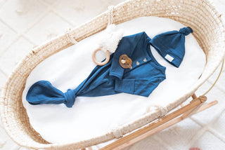 Fawn & Foster - Baby Organic Knotted Gown + Top Knot Hat