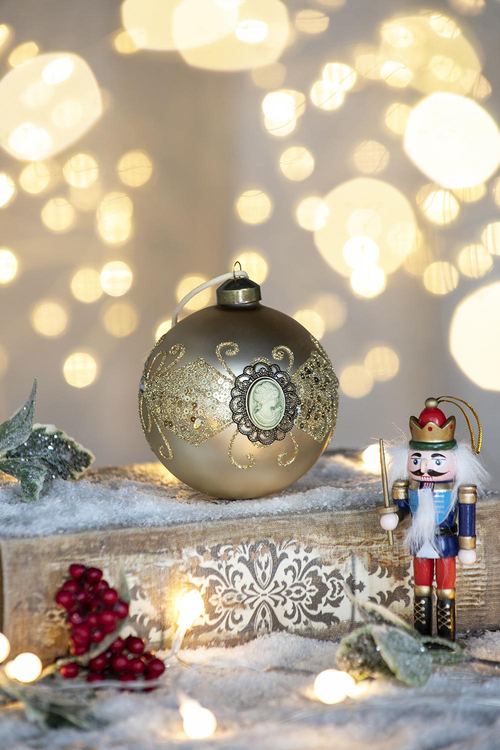 Decorative Hanging Ball Christmas Tree Ornaments For Holiday Decorations Set of 6