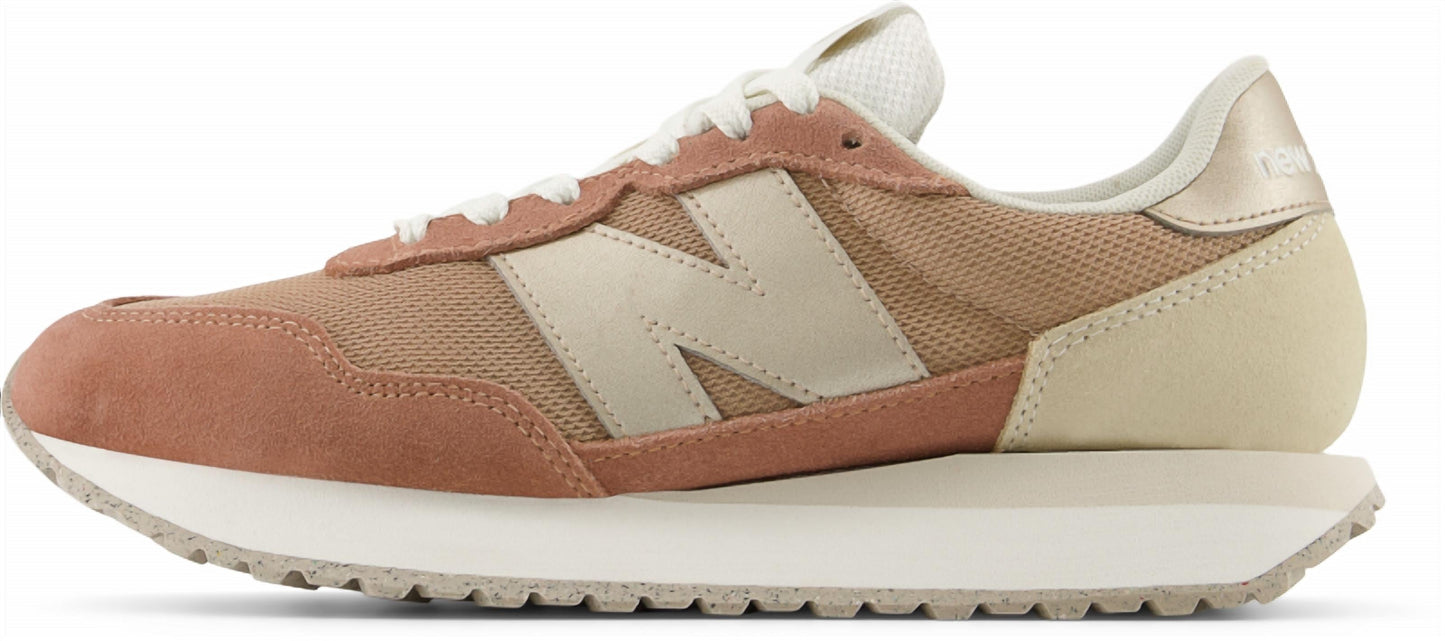 New Balance - Women's Classic 237 Lifestyle Sneaker