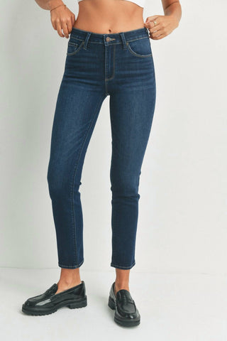 Just Usa - Corie Mid Rise Slim Straight Jeans