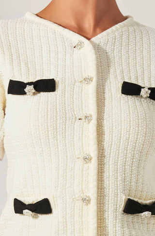 Astr - Averie Contrast Bow Cardigan