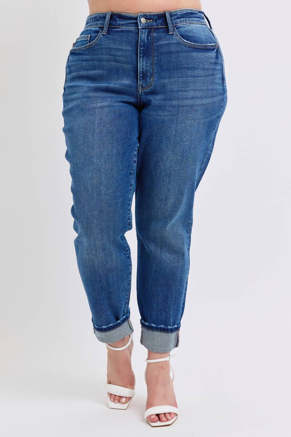 Judy Blue - Mid Rise Boyfriend Jeans