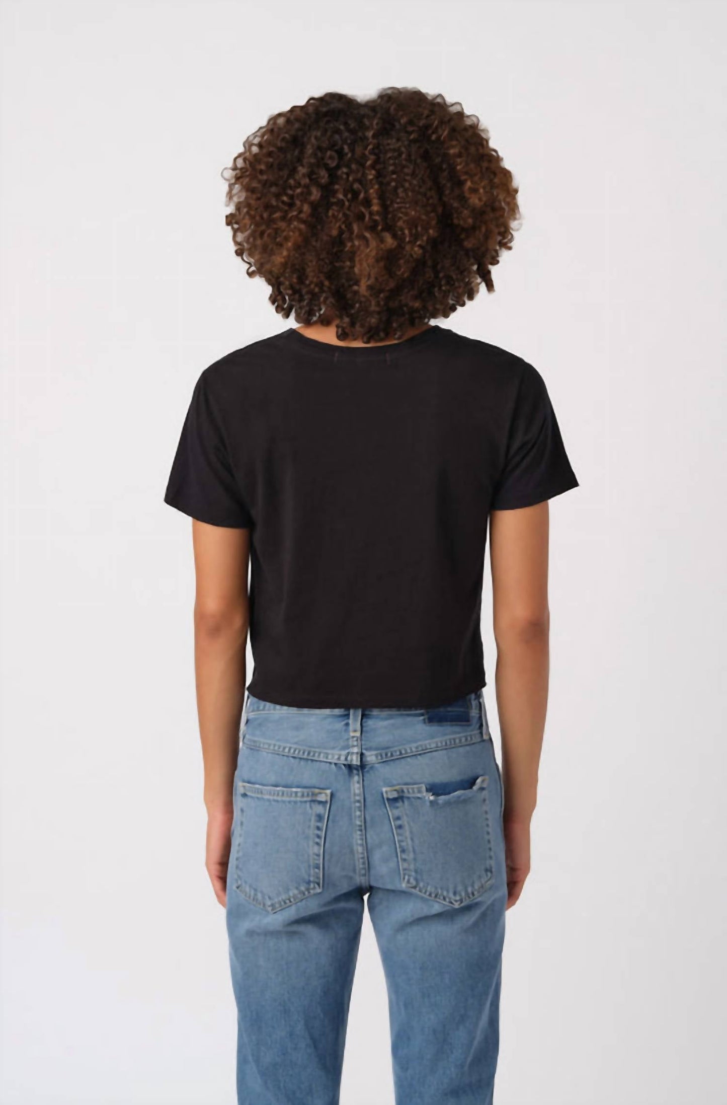 Amo - Babe Cropped Tee
