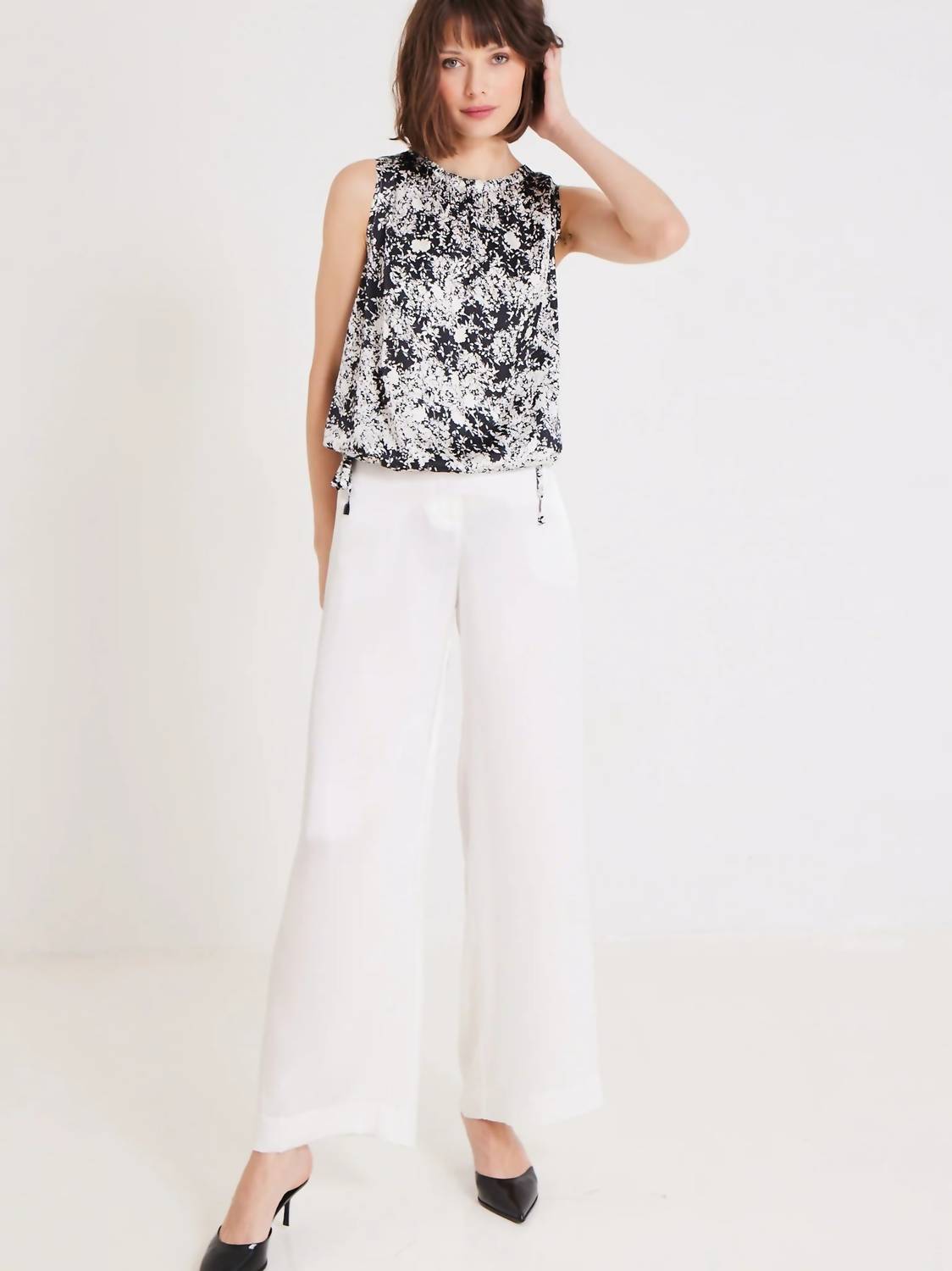 Go By Go Silk - Luxe Draw Me In Top