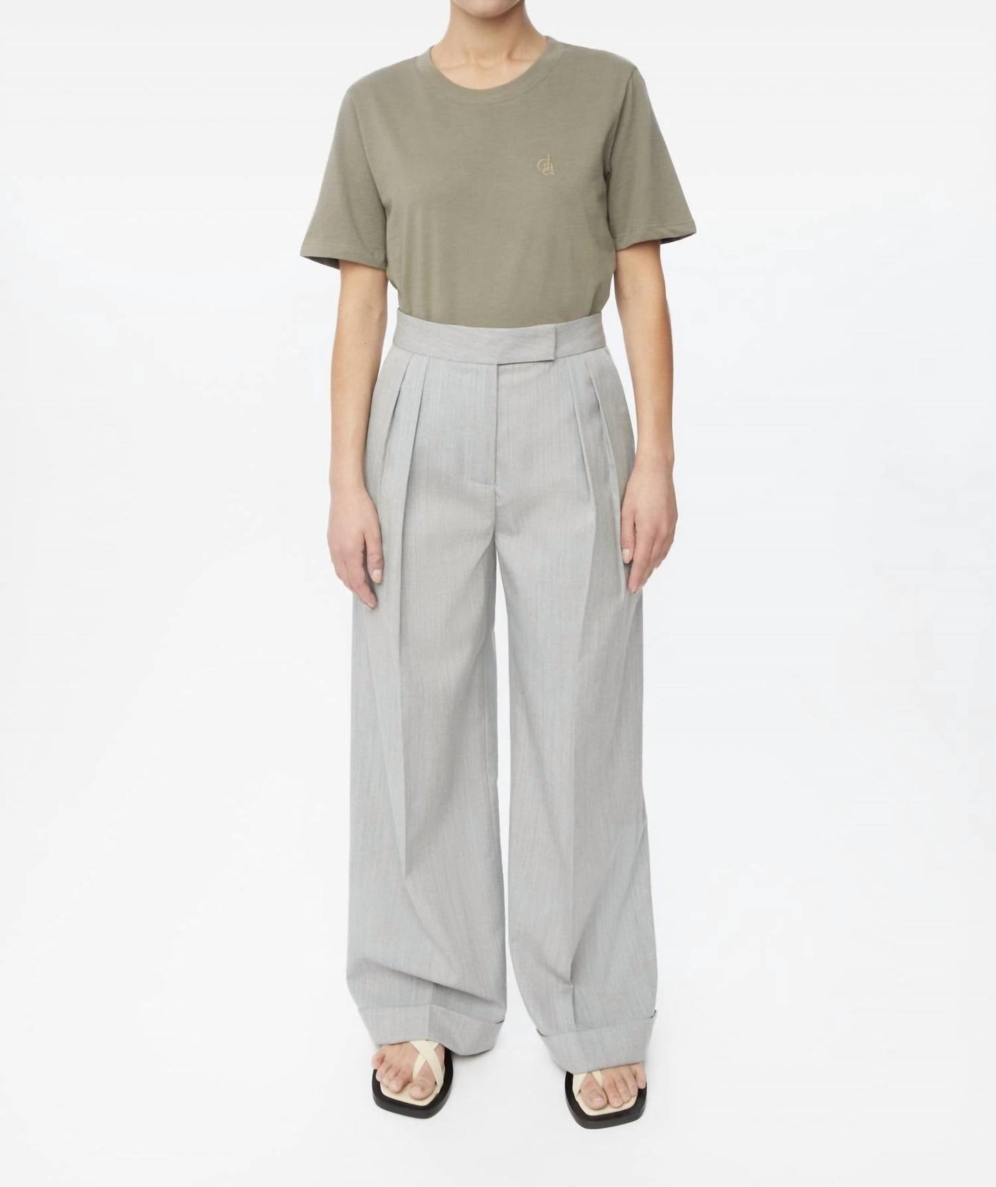 Dāl The Label - Pleated Wide Leg Pants