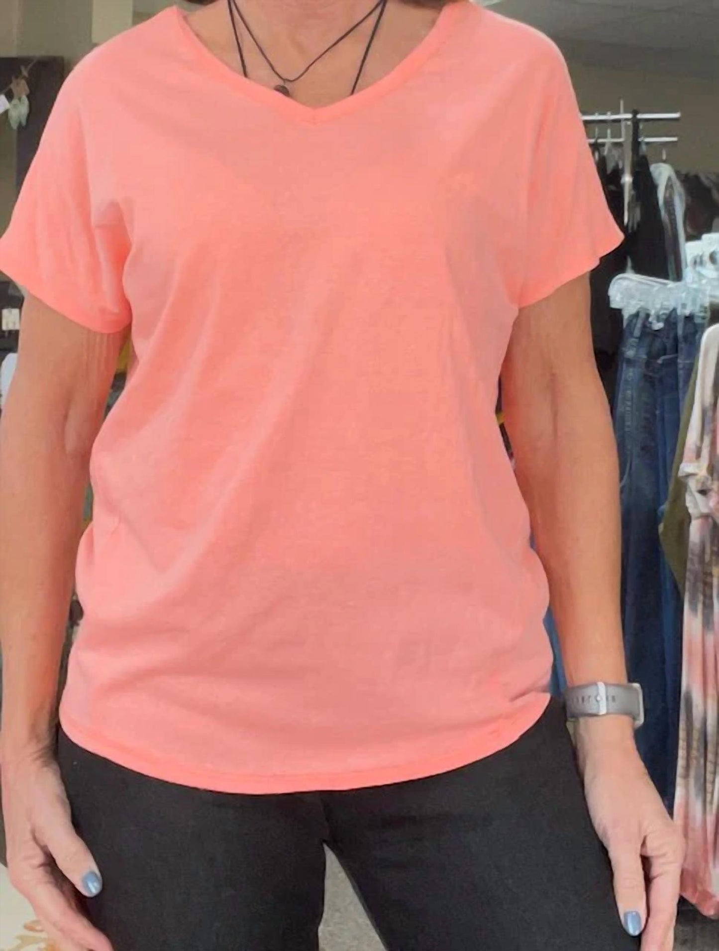 Blank - V-neck Short Sleeve Shirt