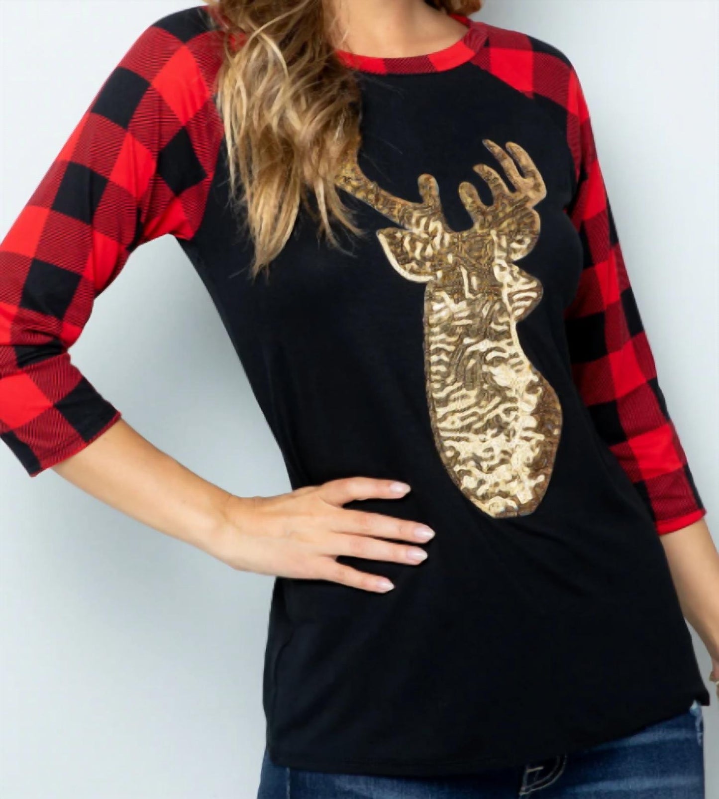 Acting Pro - Contrast Long Sleeve Deer Patch Top