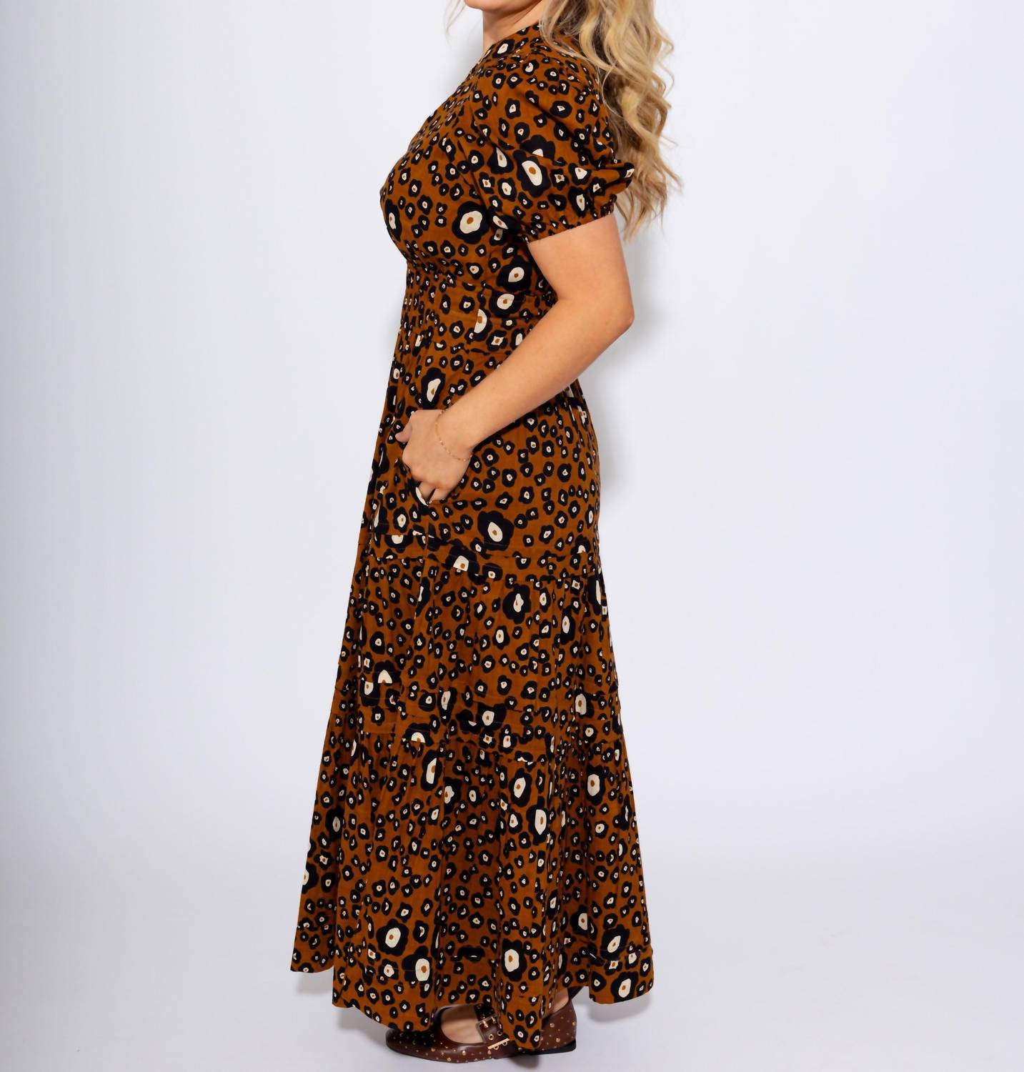 Ivy Jane - Women's Tiered And Tucked Dress