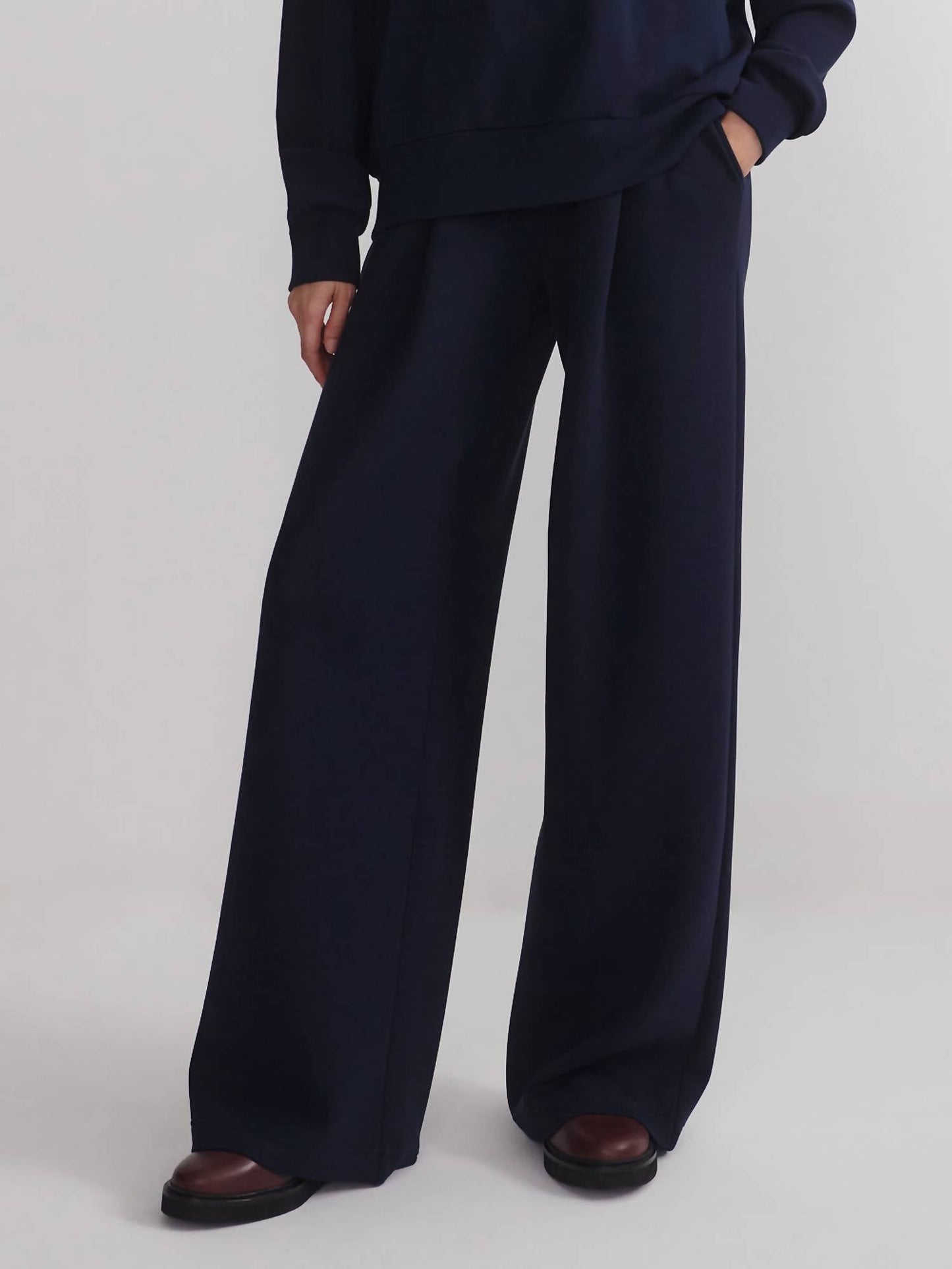 Varley - Extra Wide Leg Pants