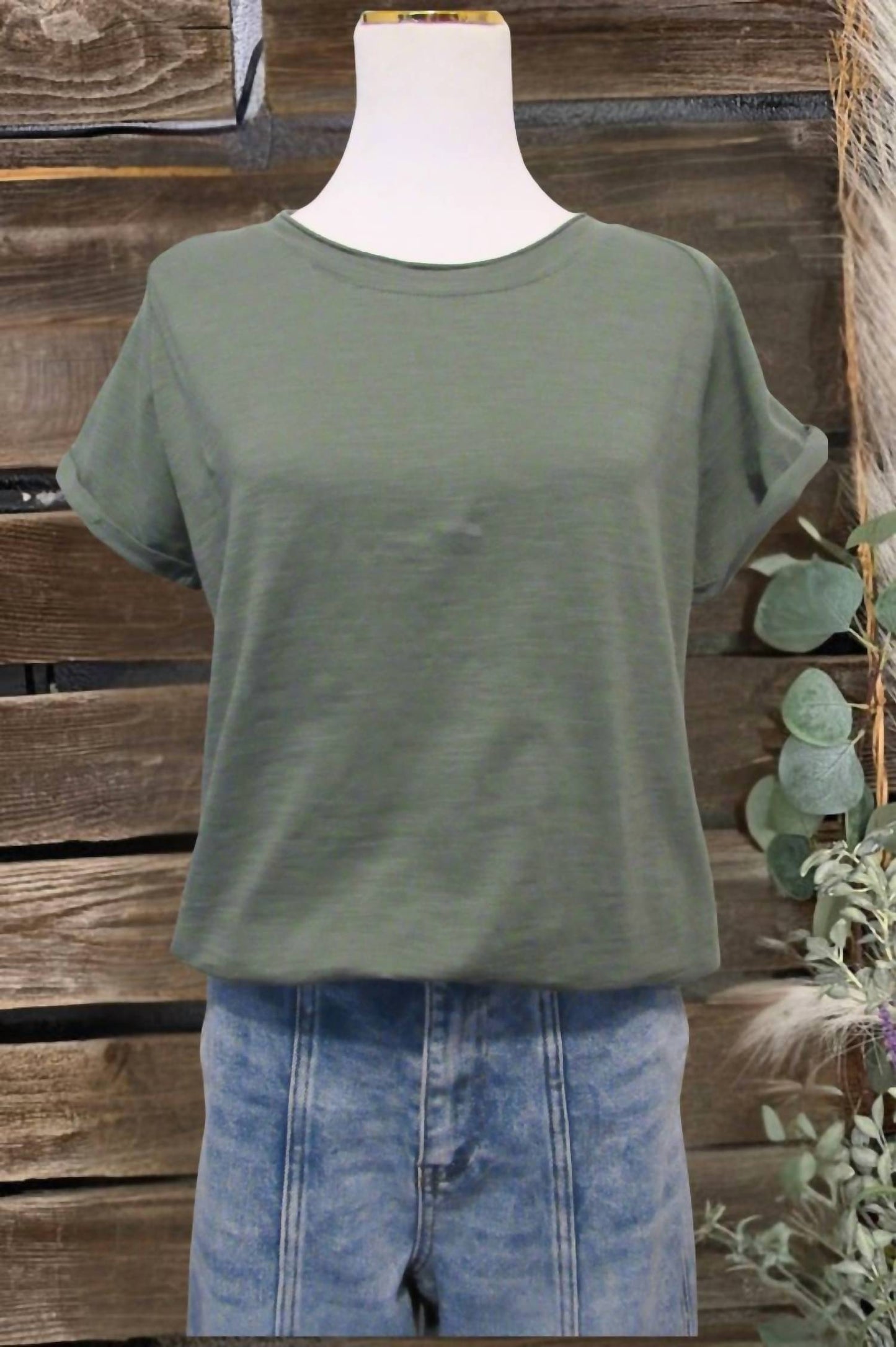 Aemi + Co - Women's Gwen Short Sleeve Lettuce Edge Top
