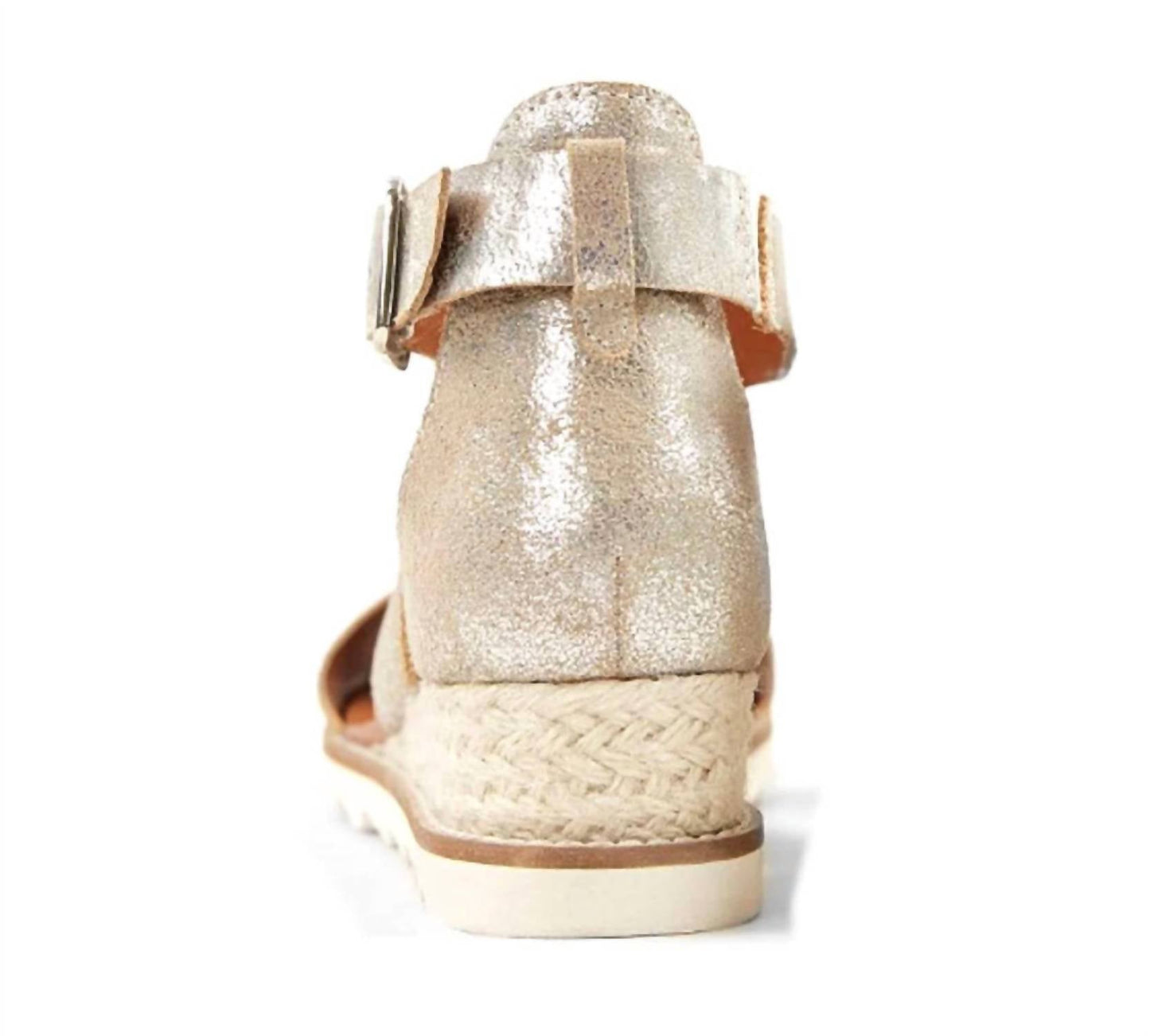 Diba True - Qu Aint Sandal