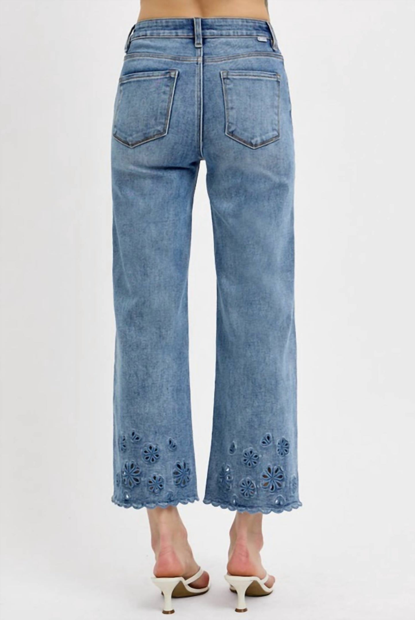 Risen - Crop Wide Cut Out Detail Jeans