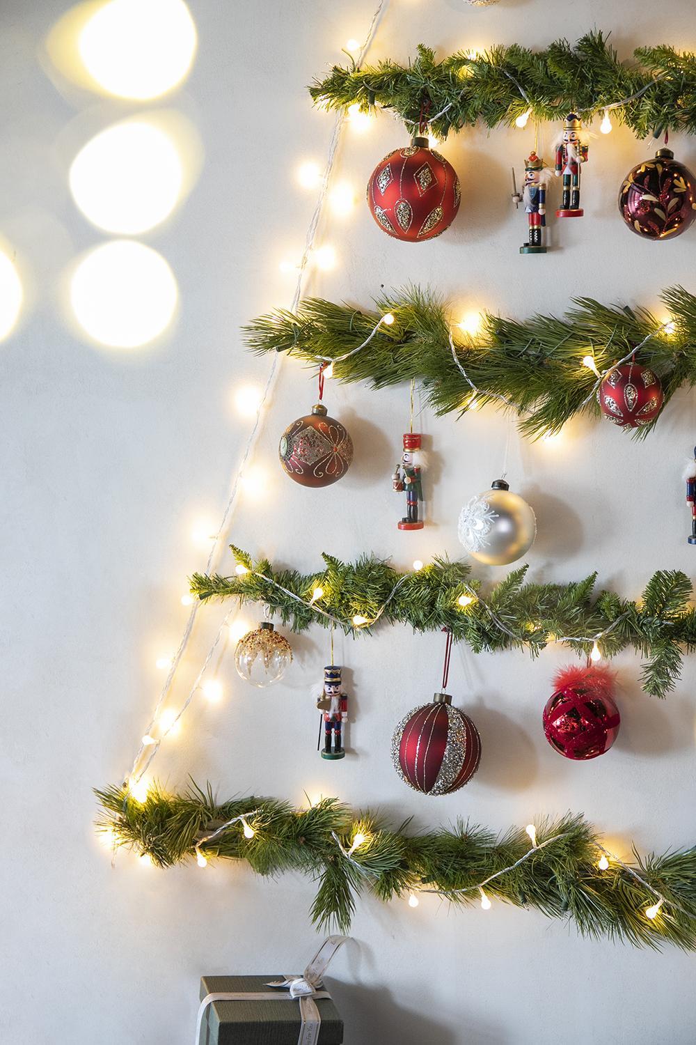 Decorative Hanging Ball Christmas Tree Ornaments For Holiday Decorations Set of 6