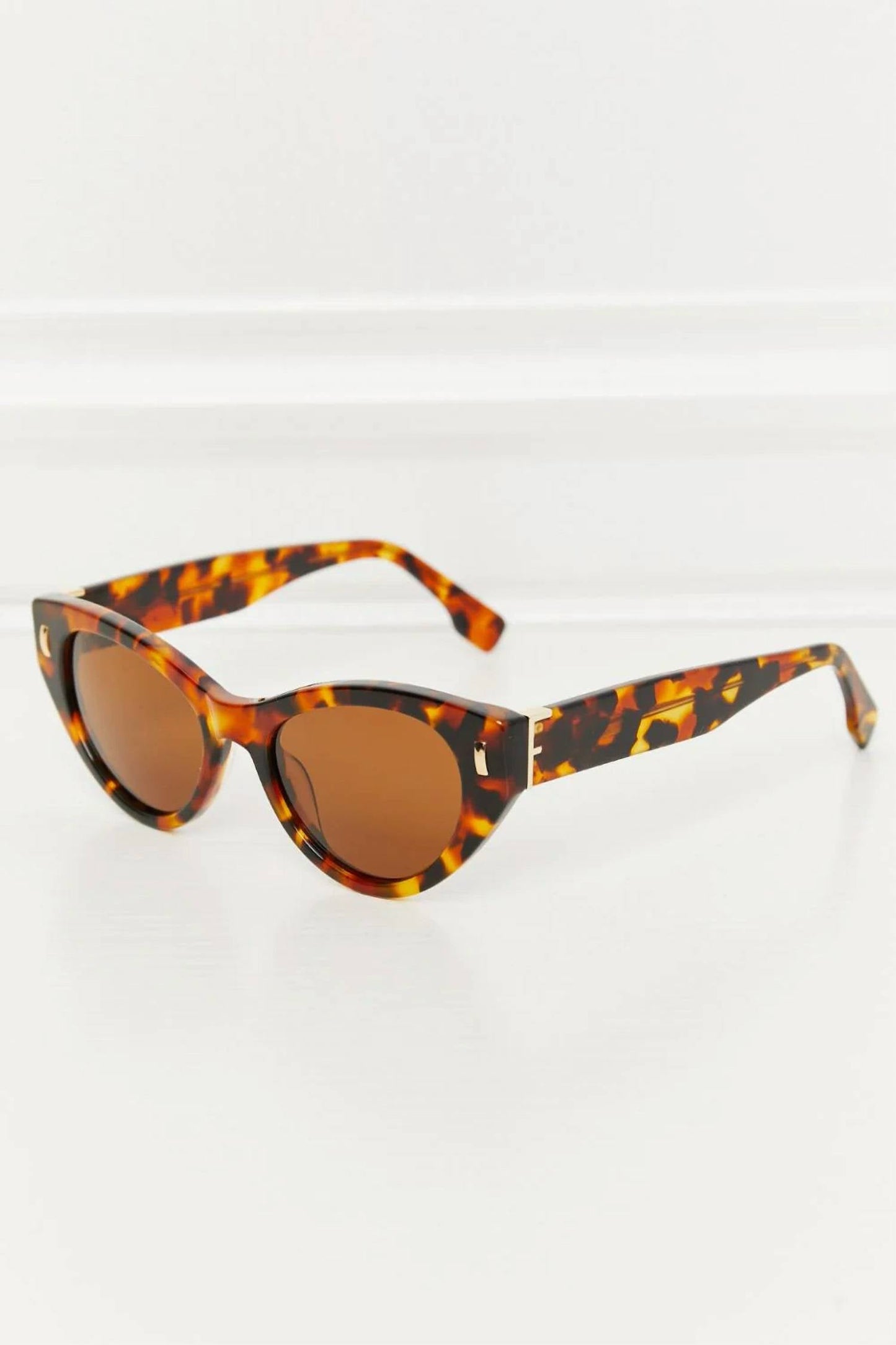 Tac Sunglasses - Women's Tortoiseshell Acetate Frame Sunglasses
