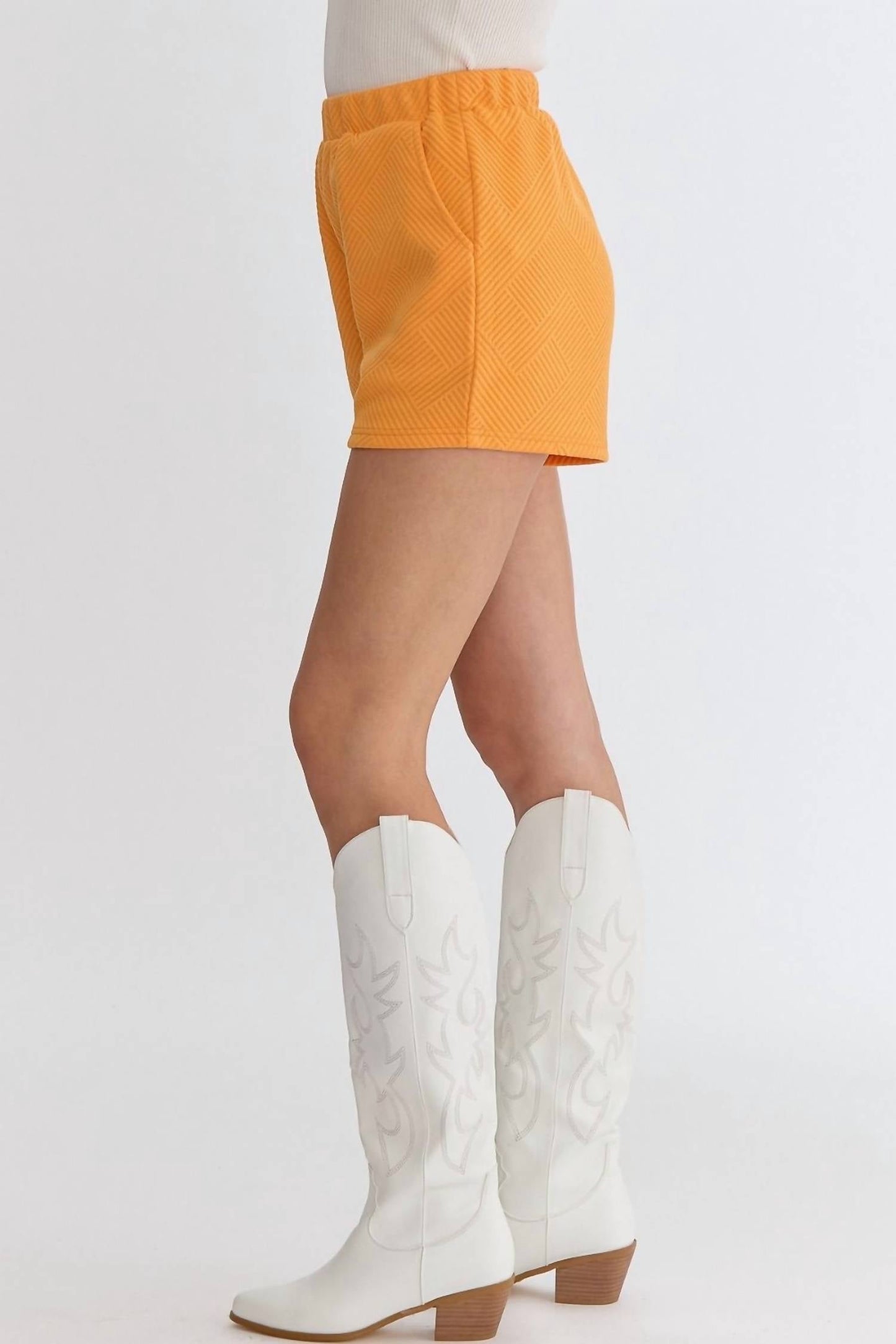 Entro - Textured Shorts