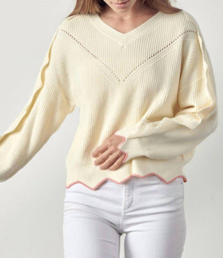 &Merci - Scallop Pullover Sweater