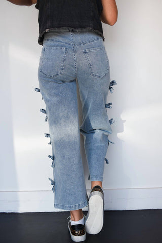 Entro - Bow Detail Wide Leg Jeans