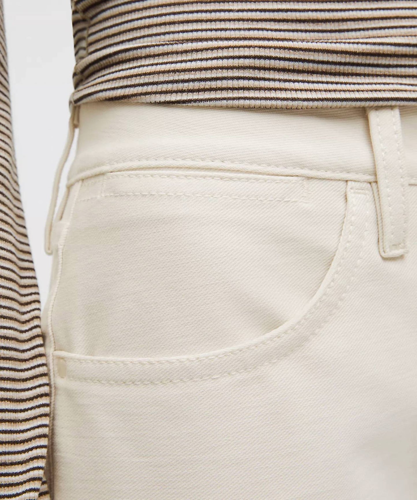Lululemon - Easy Five Mid-Rise Relaxed Straight Pant