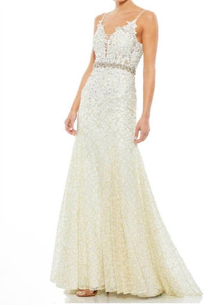 Mac Duggal - Trumpet Formal Plunge Neck Gown