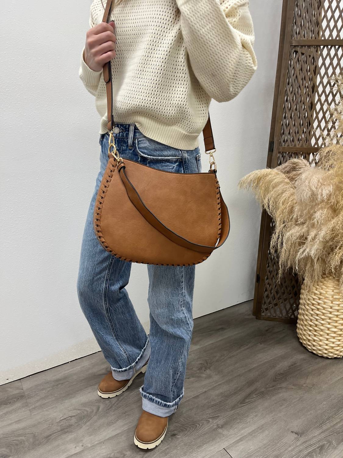 Jen & Co. - Raquel Whipstitch Trim Saddle Bag