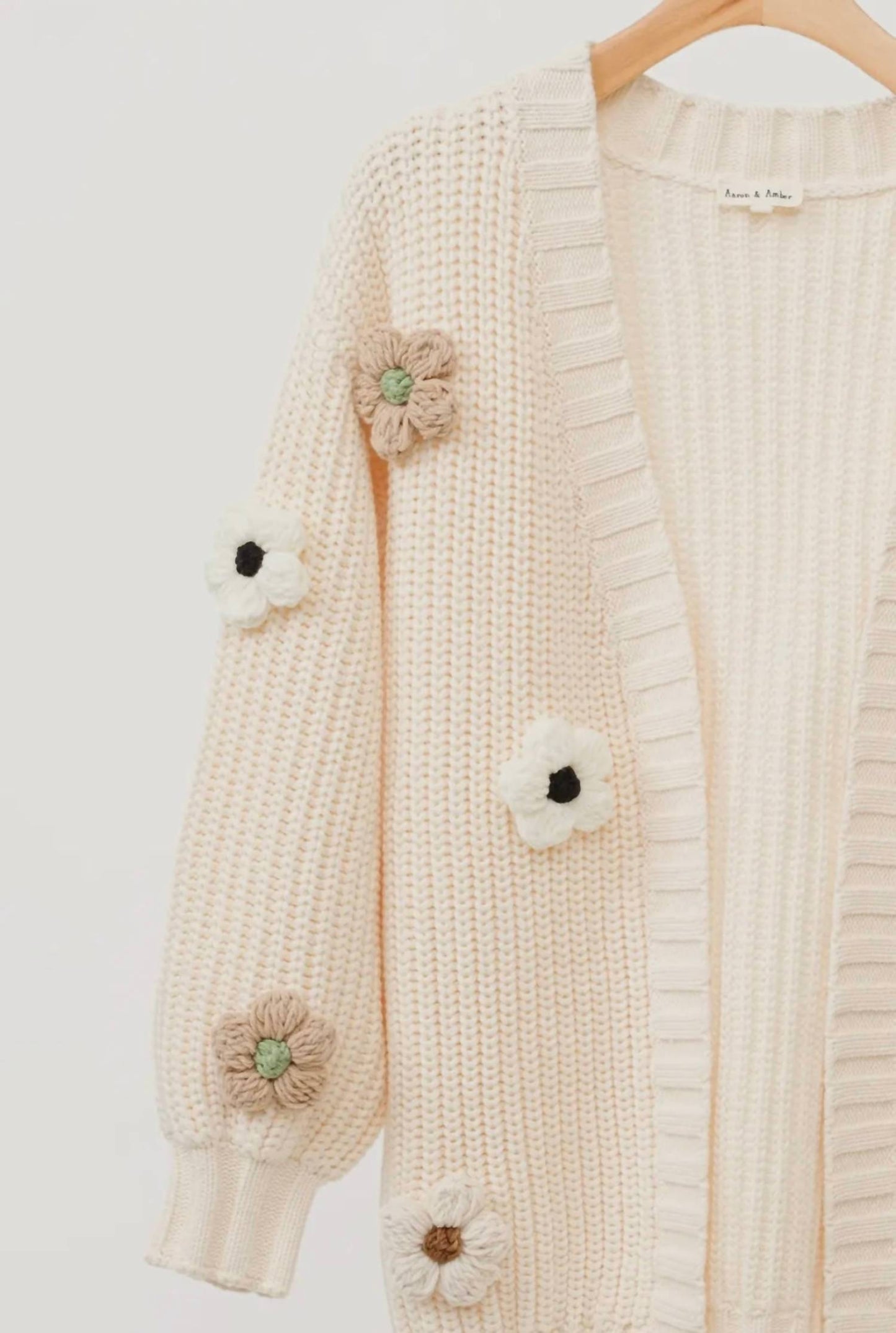 Aaron & Amber - 3D Chunky Flower Cardigan