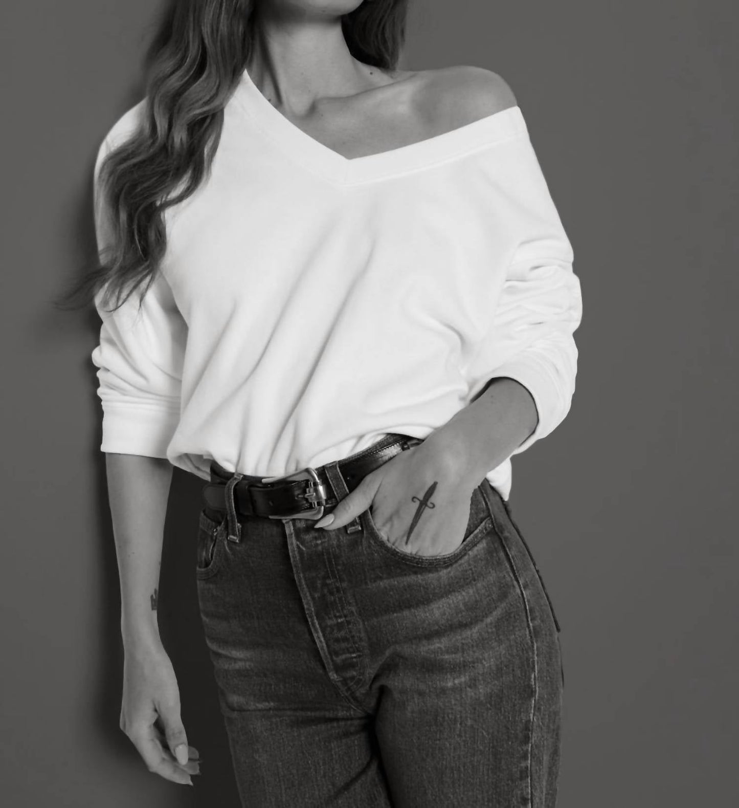 Nation Ltd - Wyatt Oversized V-neck Long Sleeve Top