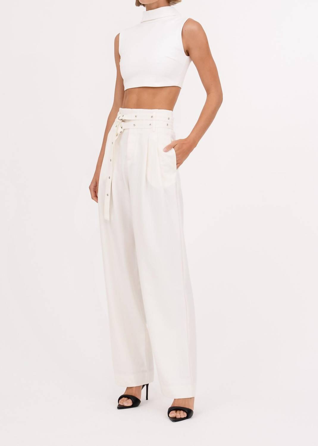 Nonchalant Label - Ryland Crop Top