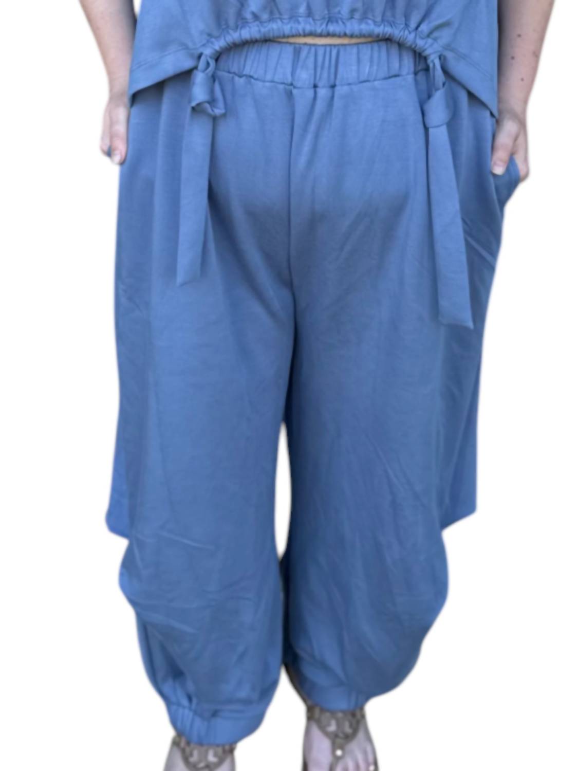 Davi & Dani - Harlow Sleeveless Top And Pants Set