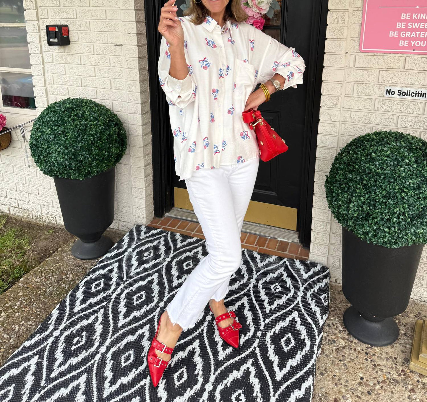 Let'S See Style - Women's Double Buckle Strap Pointed Toe Flat Mules