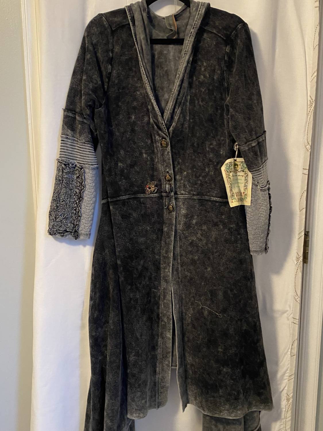 Aratta - Women's Goddess Coat