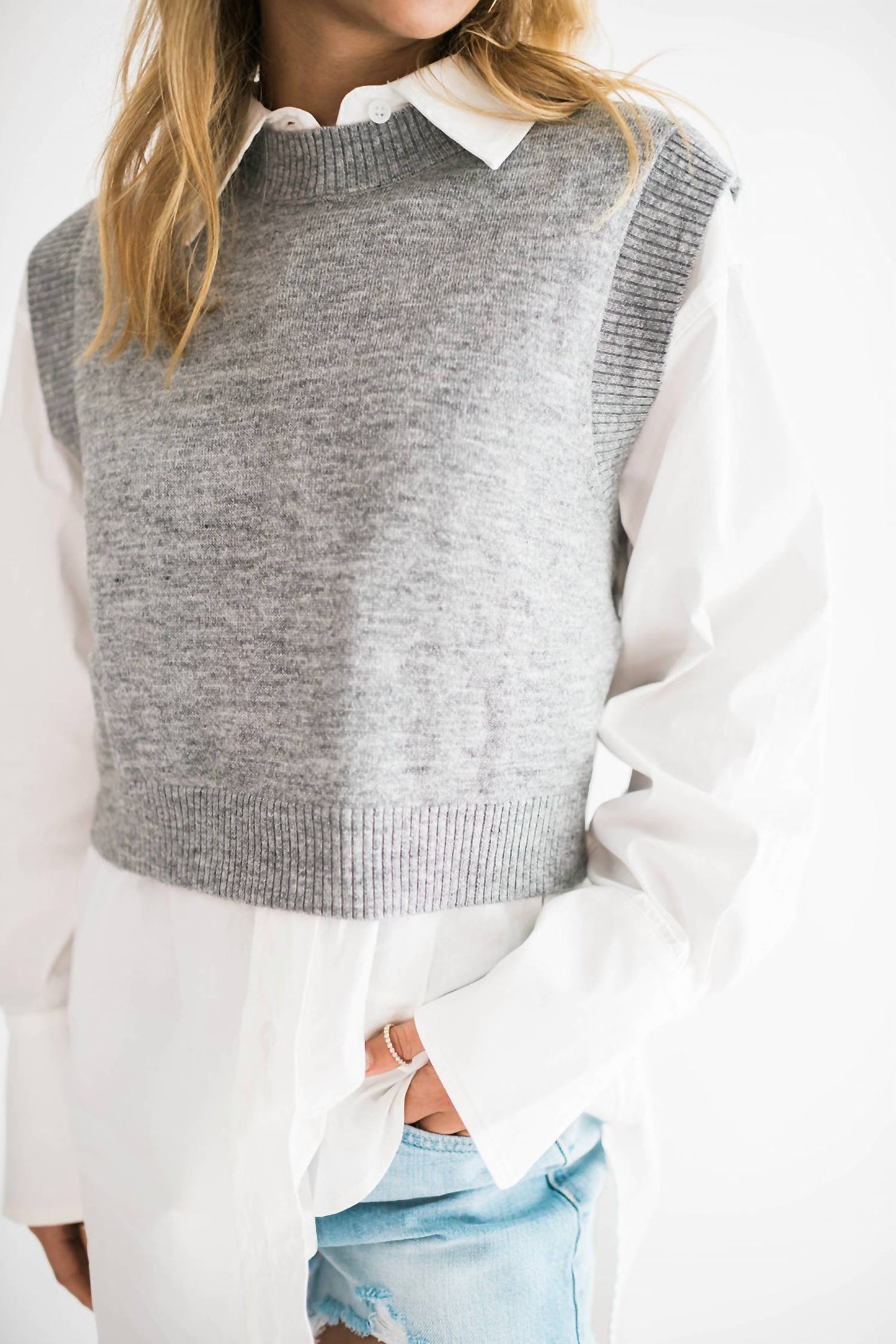 Falcon Park - Amelia Vest