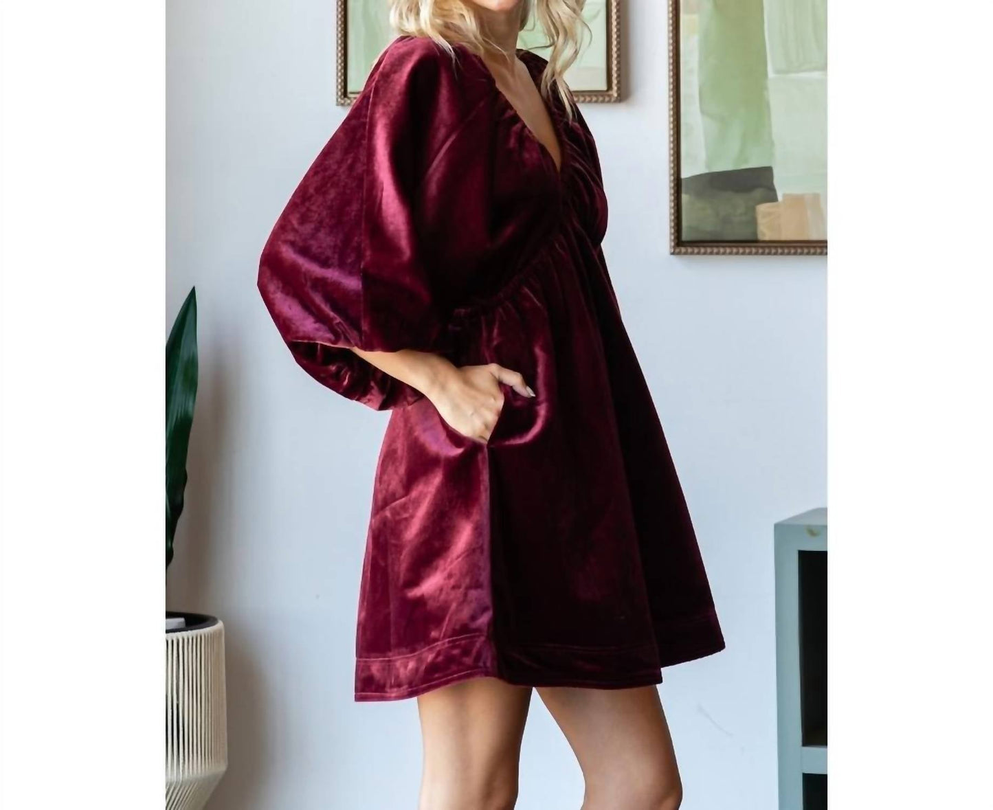 Veveret - Velvetpuff Sleeve Deep V-Neck Short Dress