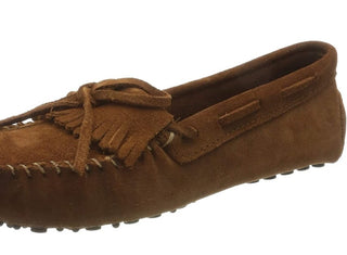 Minnetonka Women's Kilty Driving Moccasin Brown Size 5.5 B Medium US